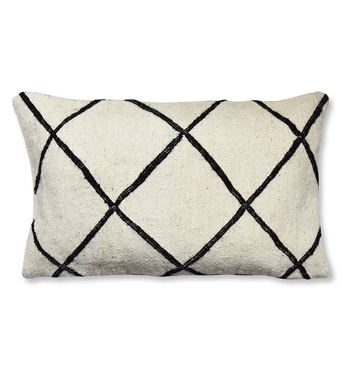 Pillow Vantage P433 – Moroccan Handmade Elegance